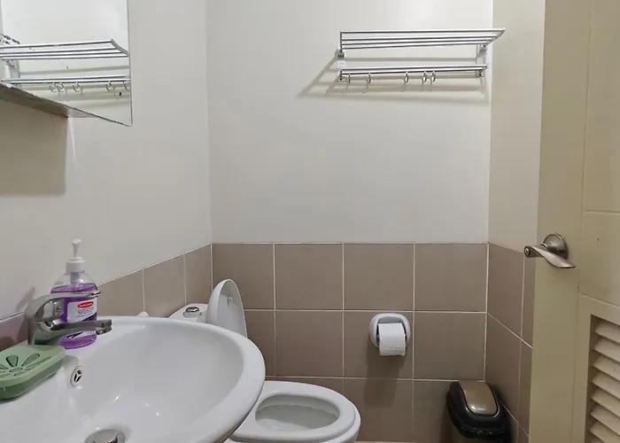 Rosshan's Crib 1br With Parking Near Bgc And Ortigas Manila